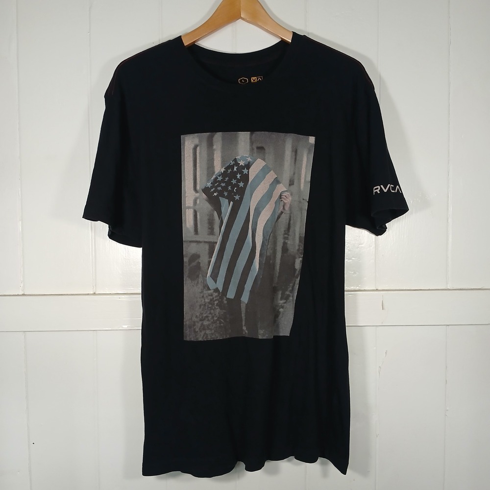 RVCA Brian Vu Flag Print Graphic Tee Mens Large Black Artist Network Program